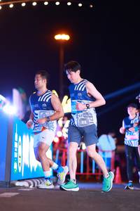 BIB: 150, 2272
                            <button type="button" onclick="openModal(22979547)" class="btn btn-primary btn-sm float-right btn-popup" data-toggle="modal" data-target=".modal-high-quality">
                        <i class="fas fa-shopping-cart"></i> Add to Cart
                    </button>
                                            <button type="button" onclick="isThisMe(22979547, true)" class="btn btn-success btn-sm float-right btn-popup btn-isme hidden" data-toggle="tooltip" data-placement="bottom" title="นี่คือรูปของคุณใช่ไหม คลิกที่นี่เพื่อเอาเข้าอัลบั้ม">
                        <i class="fas fa-plus"></i> Add to album
                    </button>
                    <button type="button" onclick="isThisMe(22979547, false)" class="btn btn-warning btn-sm float-right btn-popup btn-isnotme hidden">
                        <i class="fas fa-ban"></i> Remove from album
                    </button>